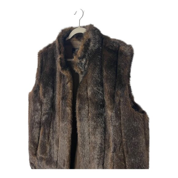 Donna Salyers Fabulous-Furs Faux Sable Fur Vest - Picture 2 of 5